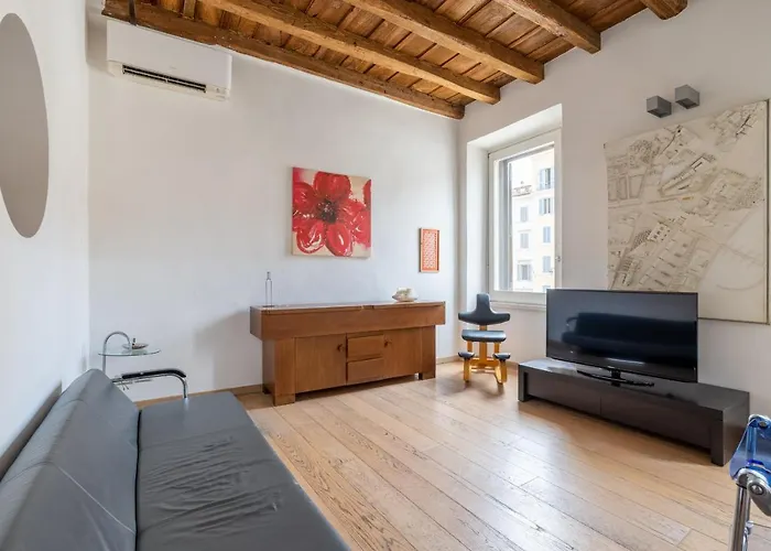 Modern In Campo De Fiori Apartament